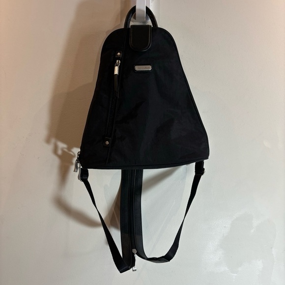 BAGGALLINI Convertible To Sling Multiple Pockets with Safety Wristlet Backpack - Picture 4 of 15